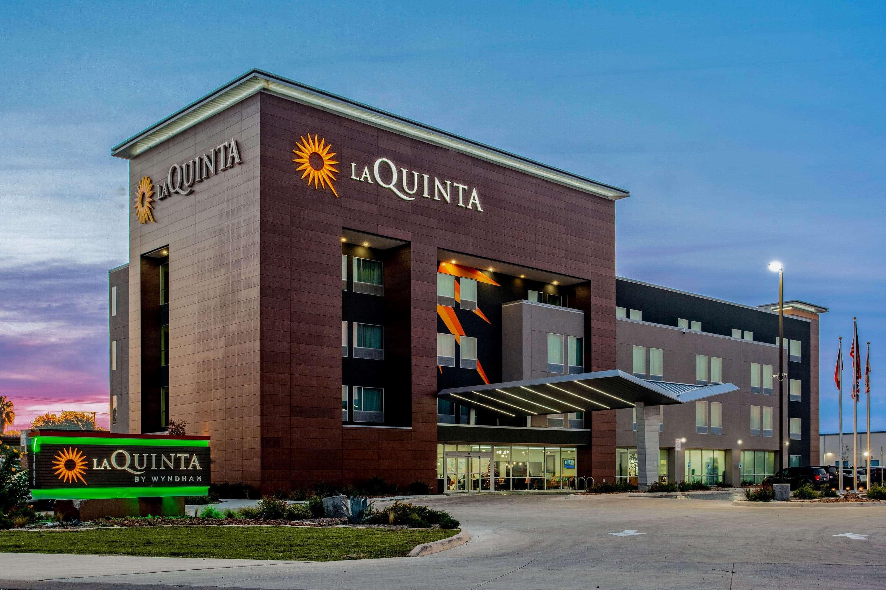 La Quinta By Wyndham San Antonio Alamo City Экстерьер фото